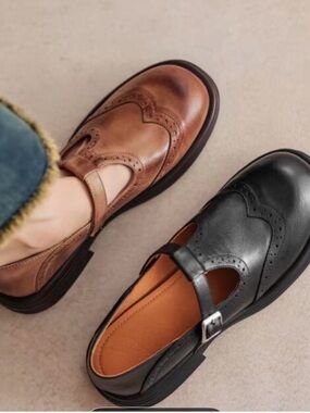 Classic Mary Jane Brogue Loafers in Black